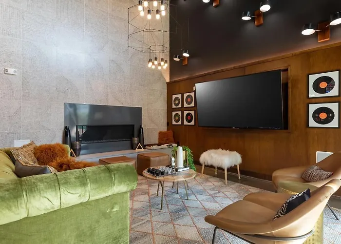 Landing Beautiful 2Bd Gym Game Room * Fort Worth